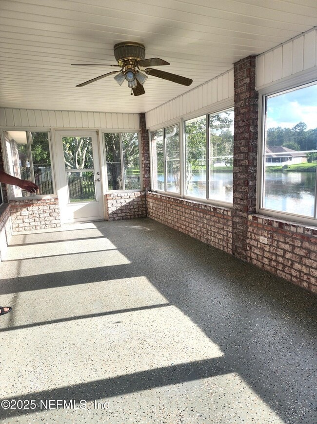 Building Photo - 1254 McGirts Creek Dr E