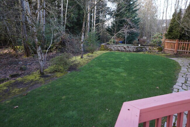 Building Photo - NW Portland Forest Heights Beauty. Flat backyard!