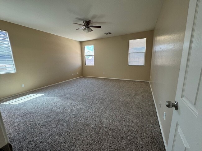 Building Photo - Large home with great sized kitchen and loft!