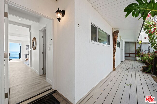 Building Photo - 25154 Malibu Rd