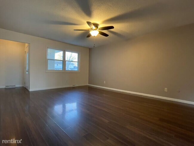 Building Photo - 2 br, 1 bath House - 2038 Austin Dr