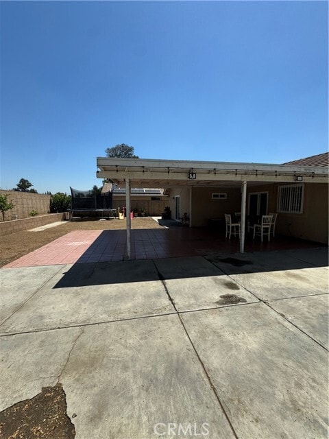 Building Photo - 15762 Orchid Ave