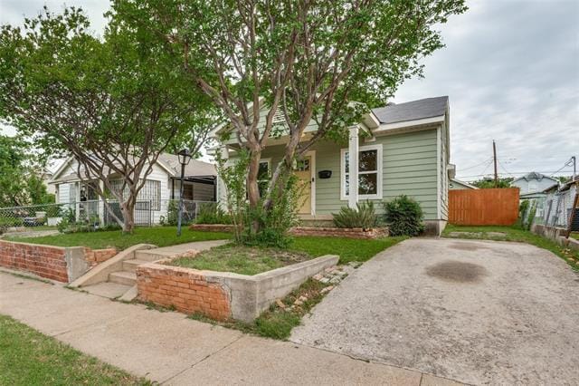 Building Photo - 2723 Sharon St