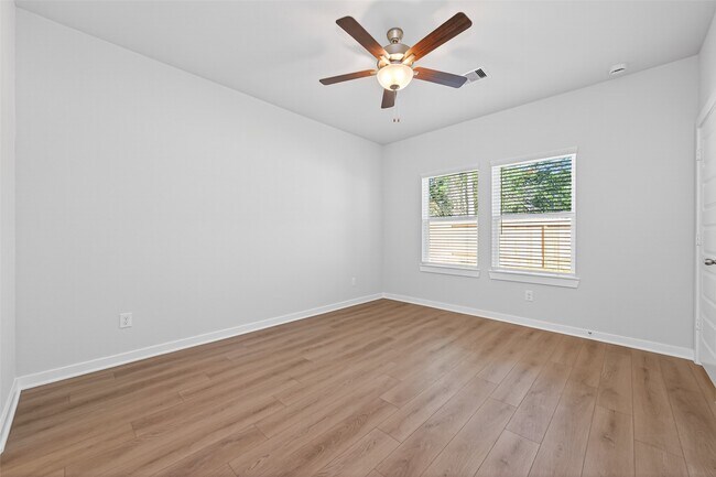 Building Photo - 8514 Blueberry Ash St