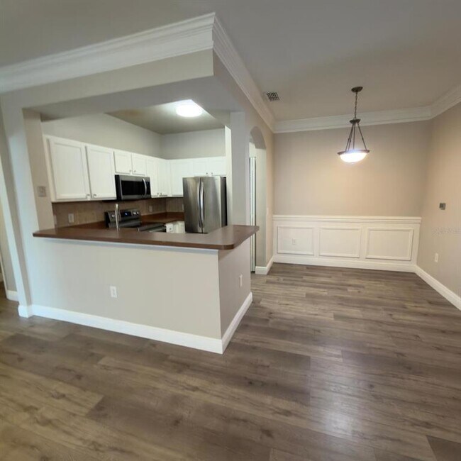 Building Photo - 12861 Madison Pointe Cir