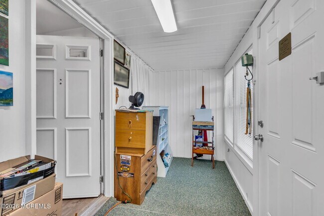 Building Photo - 390 Picardy Ct