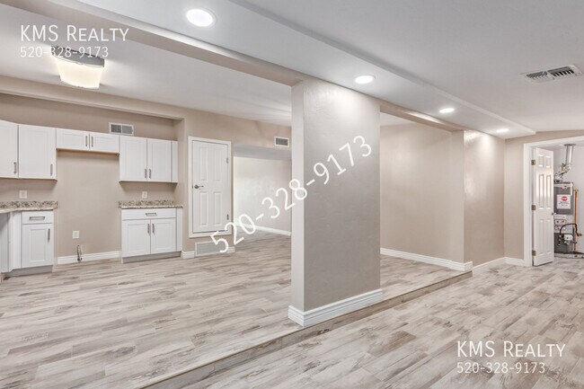 Building Photo - 858 W Virginia-