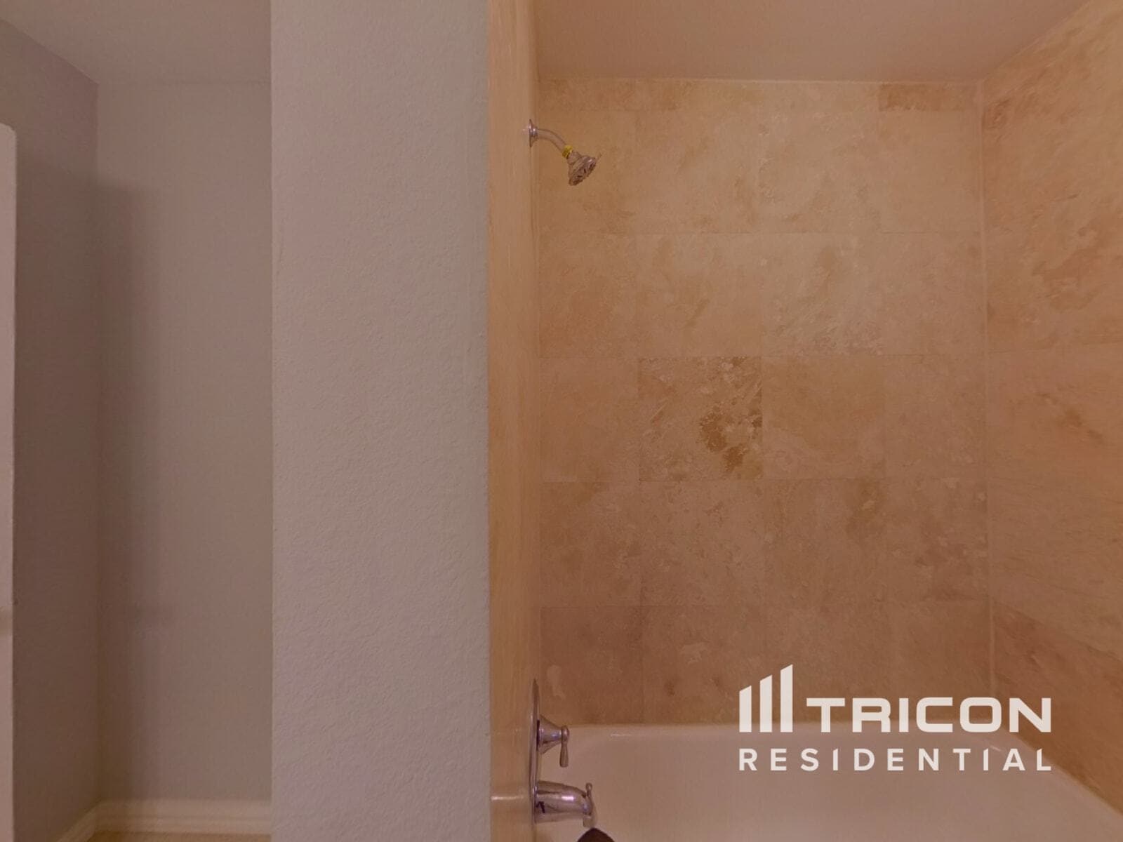 Building Photo - 126 Tharp St