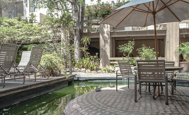 Building Photo - 1440 Veteran Ave