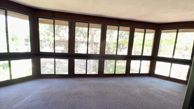 Building Photo - 2/2 for rent in desirable Fairways Condos