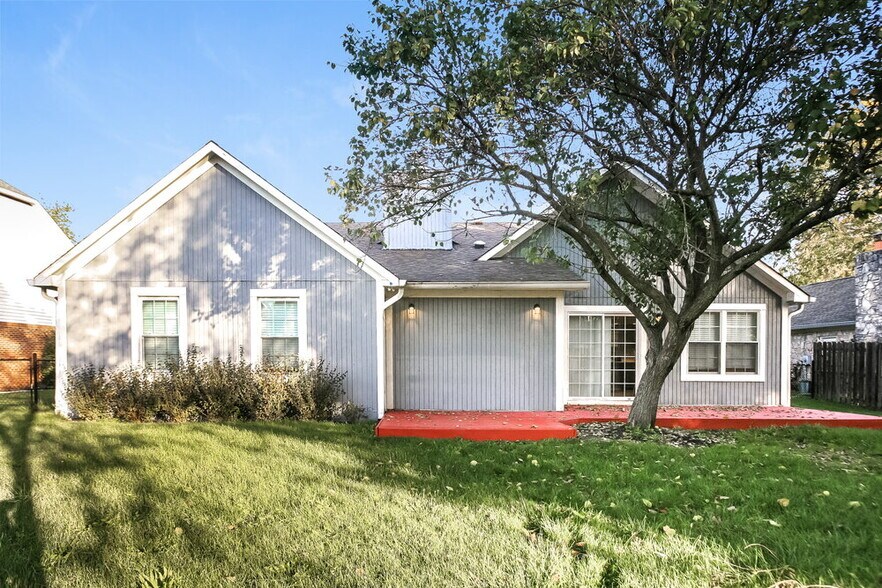Building Photo - 705 Firethorn Cir