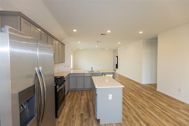 Building Photo - 5330 Sleepy Fox Ln