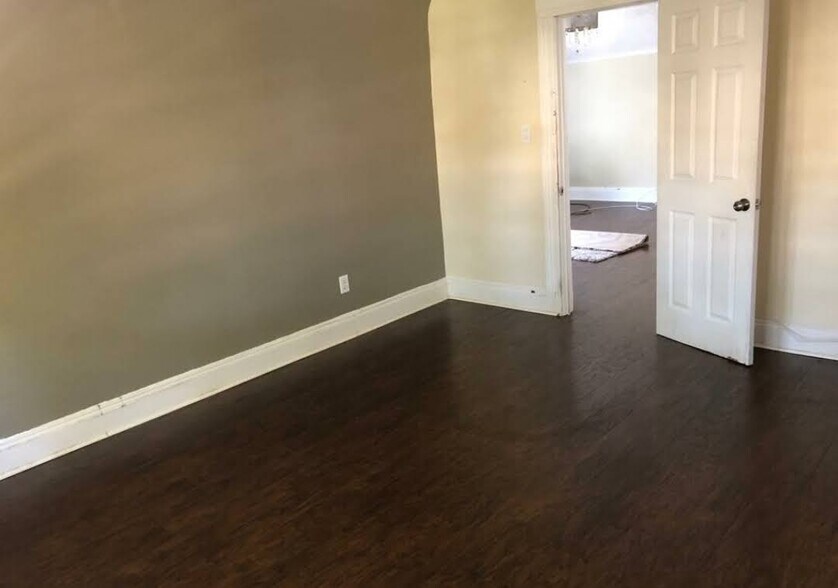 Building Photo - 4830 91st Pl