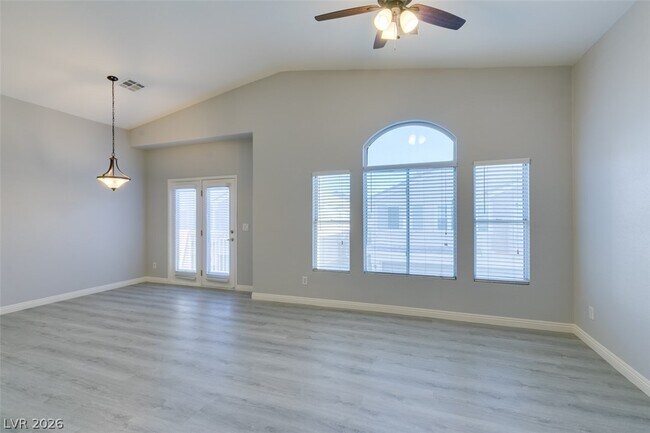 Building Photo - 6568 Strolling Plains Ln