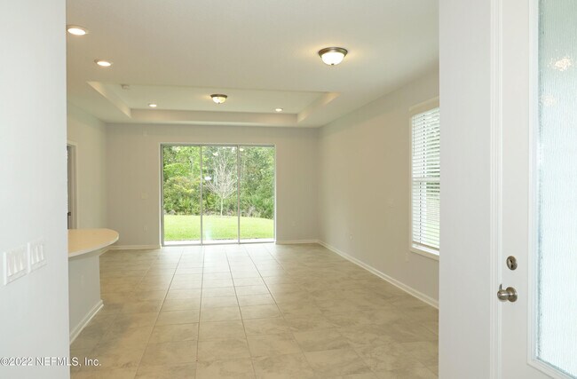 Building Photo - 220 Modesto Dr