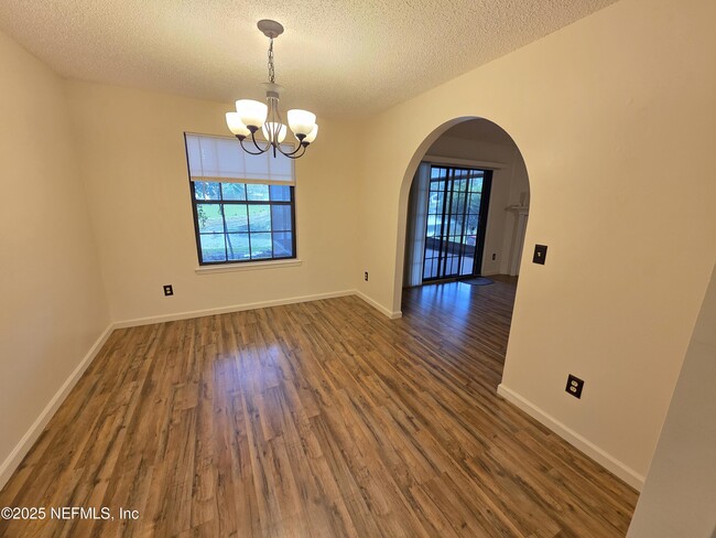 Building Photo - 7589 Fawn Lake Dr S
