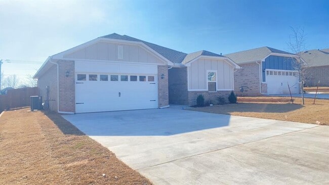 Building Photo - 4312 NE 123rd St