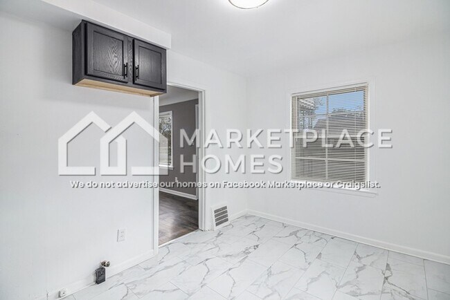 Building Photo - 16487 Edmore Dr