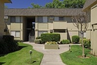 Building Photo - 7007 Inglewood Ave