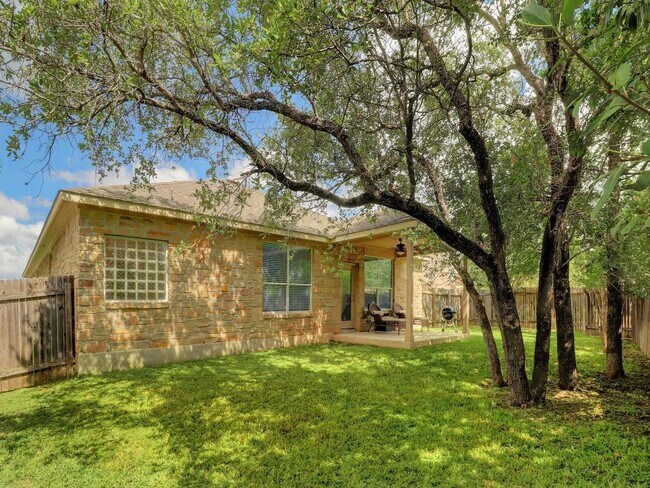 Building Photo - 300 Steer Acres Ct
