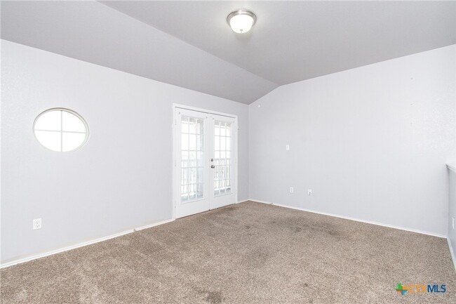 Building Photo - 6601 Clear Brook Dr