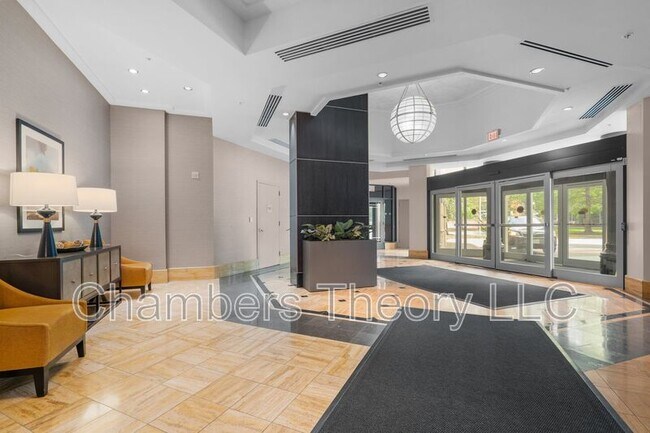 Building Photo - 3101 N Hampton Dr