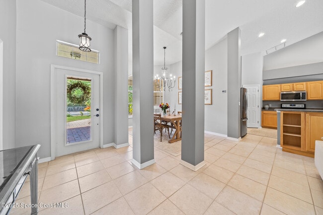 Building Photo - 3828 S Tropical Trail