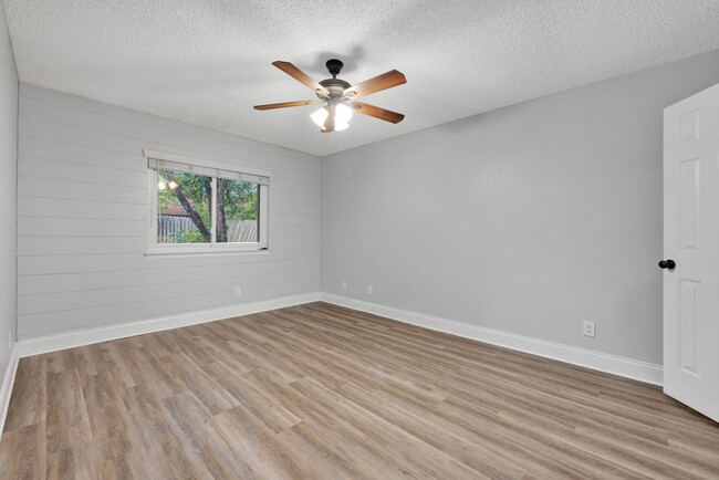 Building Photo - Beautiful one story home near Sea World fo...
