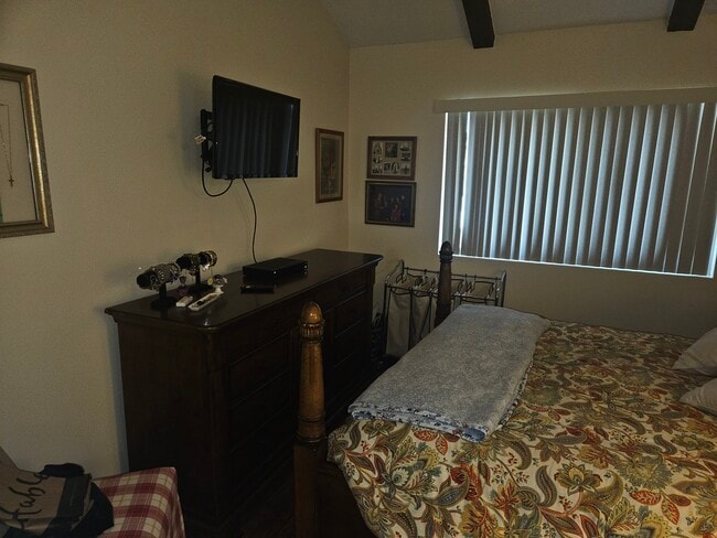 Building Photo - 1904 Heywood St