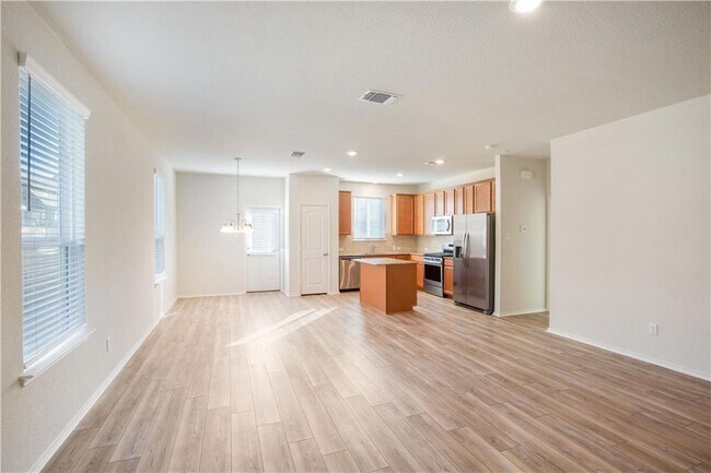 Building Photo - 224 Purple Heart Dr