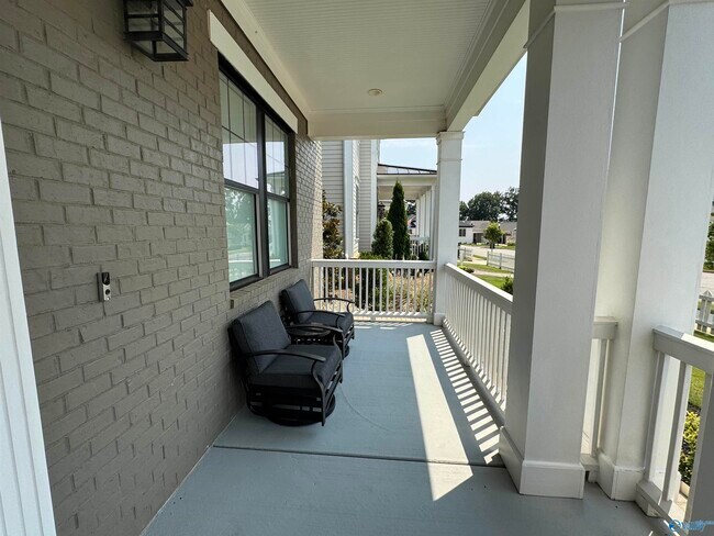 Building Photo - 133 Bienville St