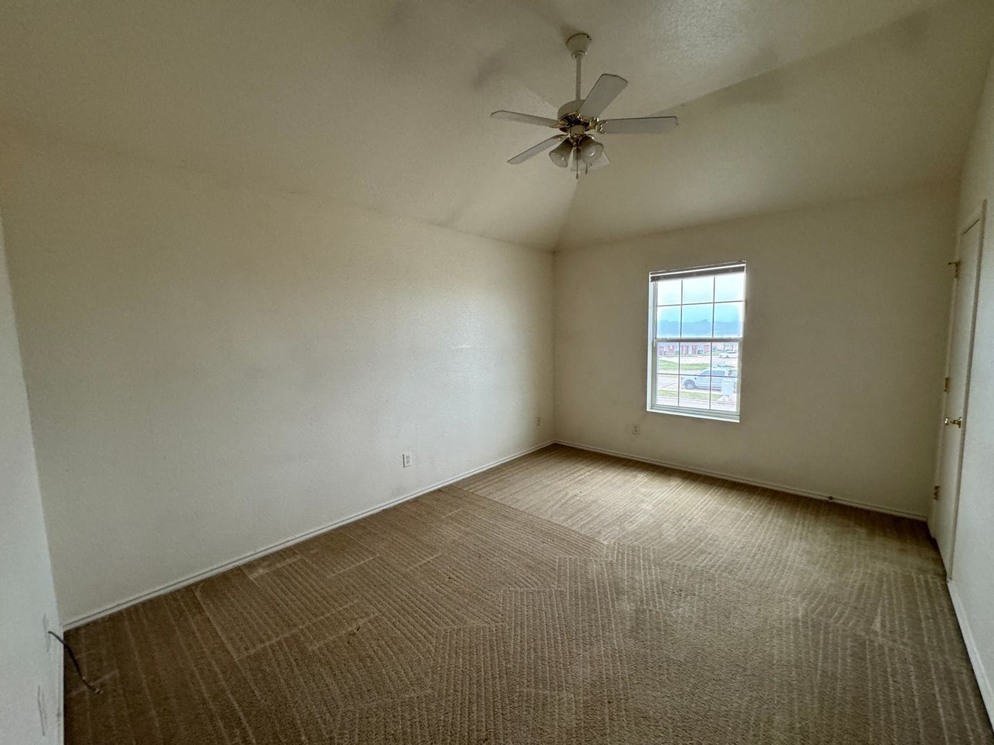 Building Photo - 4410 Sylvia Dr