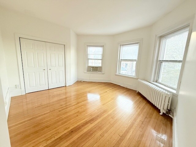 Building Photo - 369 Tappan St
