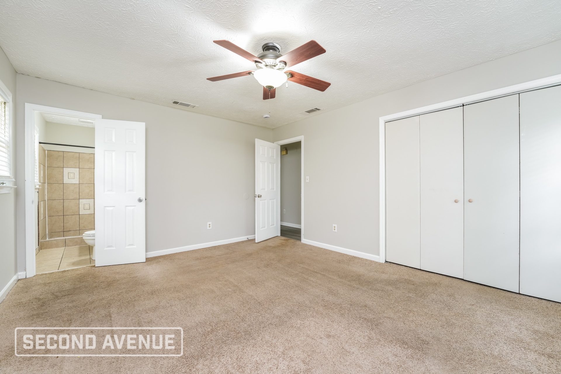 Building Photo - 8163 Tudor Dr