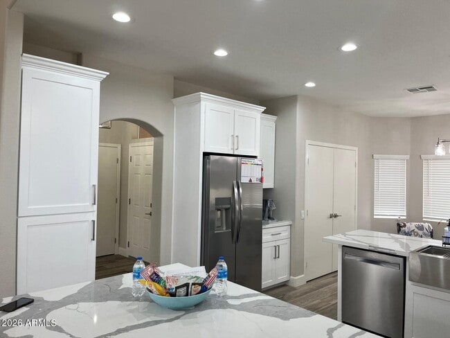 Building Photo - 14608 W Horizon Dr