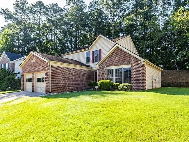 Building Photo - 4947 Clubgreen Summit