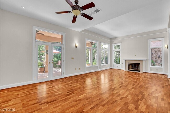 Building Photo - 9005 Opus Dr