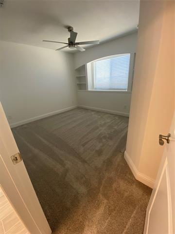 Building Photo - 404 Sparrow Dr