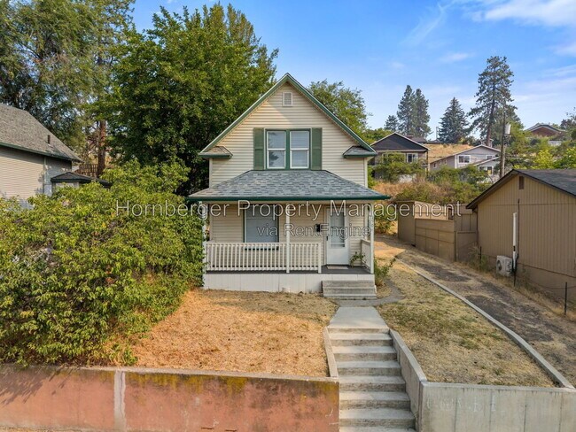 Building Photo - 1504 W Alice Ave