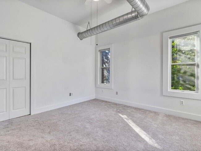 Building Photo - 1158 Ponce De Leon Ave NE