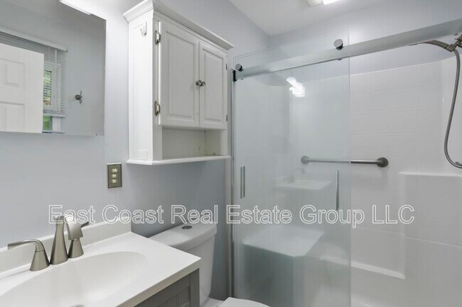 Building Photo - 3395 Canary Ct