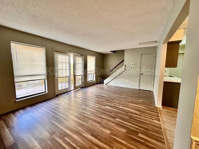 Building Photo - 8712 Rayburn Ave