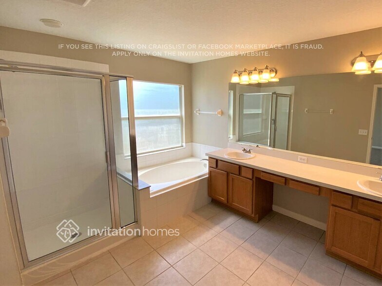 Building Photo - 11513 Misty Isle Ln