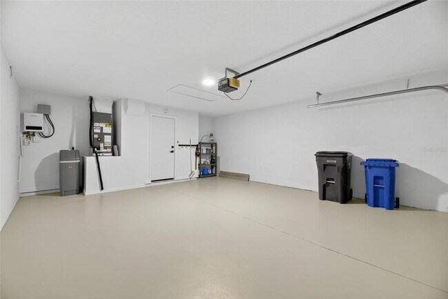 Building Photo - 1103 Villeroy Dr