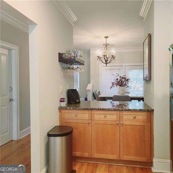 Building Photo - 5510 Glenridge Park NE