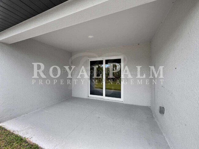 Building Photo - 3107 35th St W