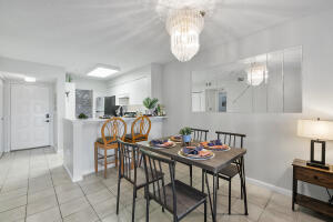 Building Photo - 2236 N Cypress Bend Dr