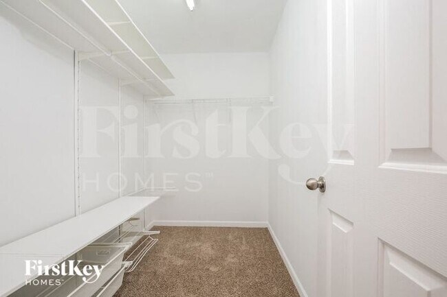 Building Photo - 5793 Midstream Cir