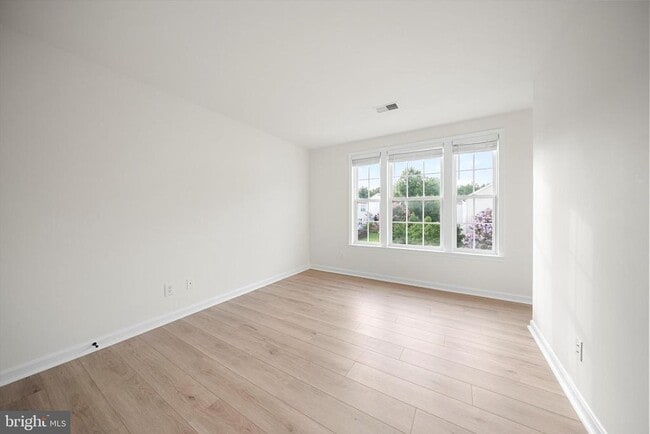 Building Photo - 12399 Brown Fox Way