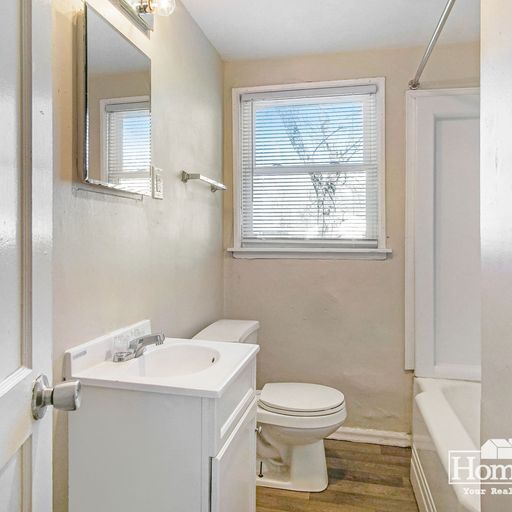 Building Photo - Keller Park Two Bedroom Home